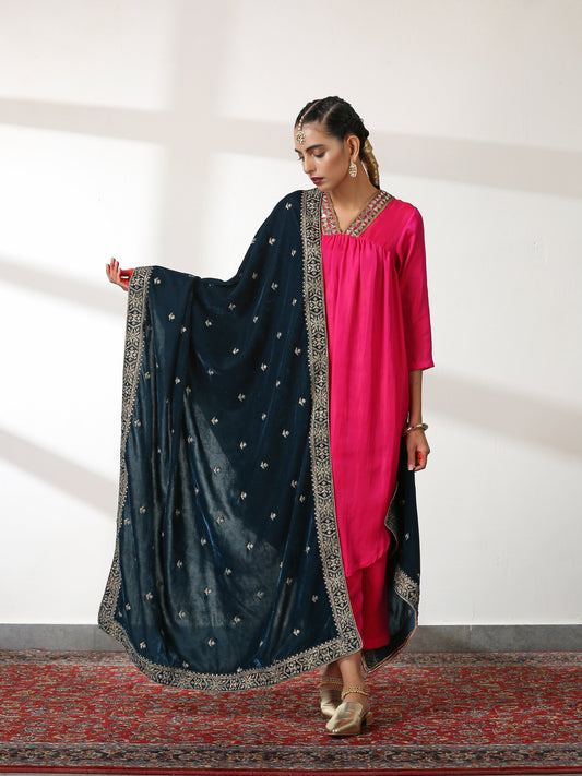 Dhiyona ST Teal Shawl With All Over Parallel Embroidery