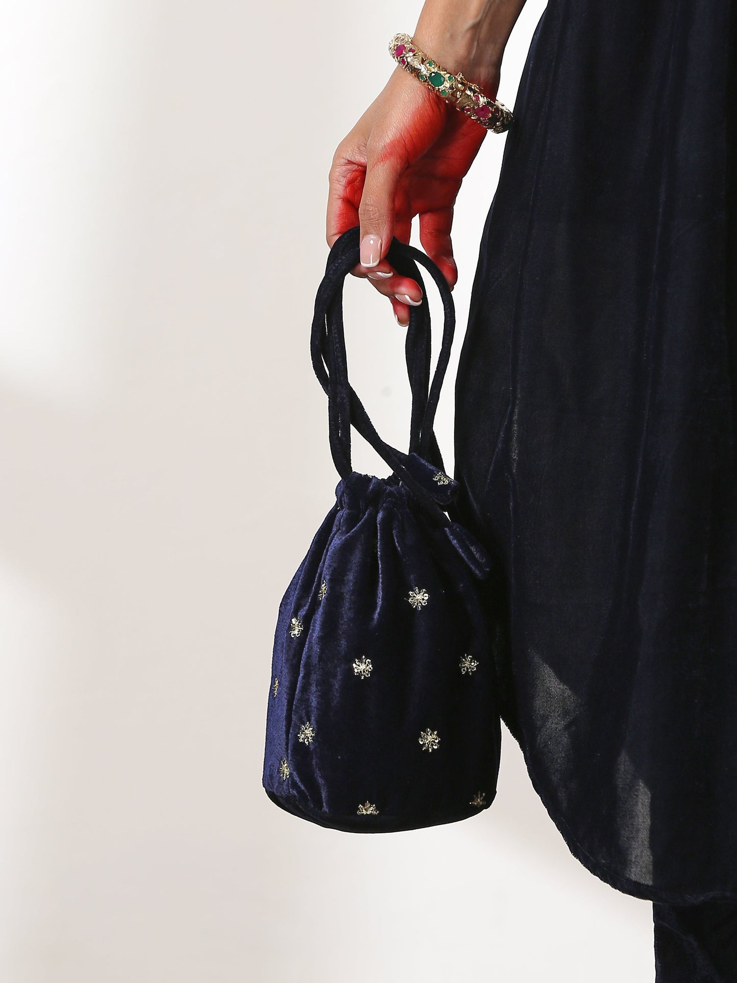Dhiyona ST Potli Bag - Blue Velvet sequin