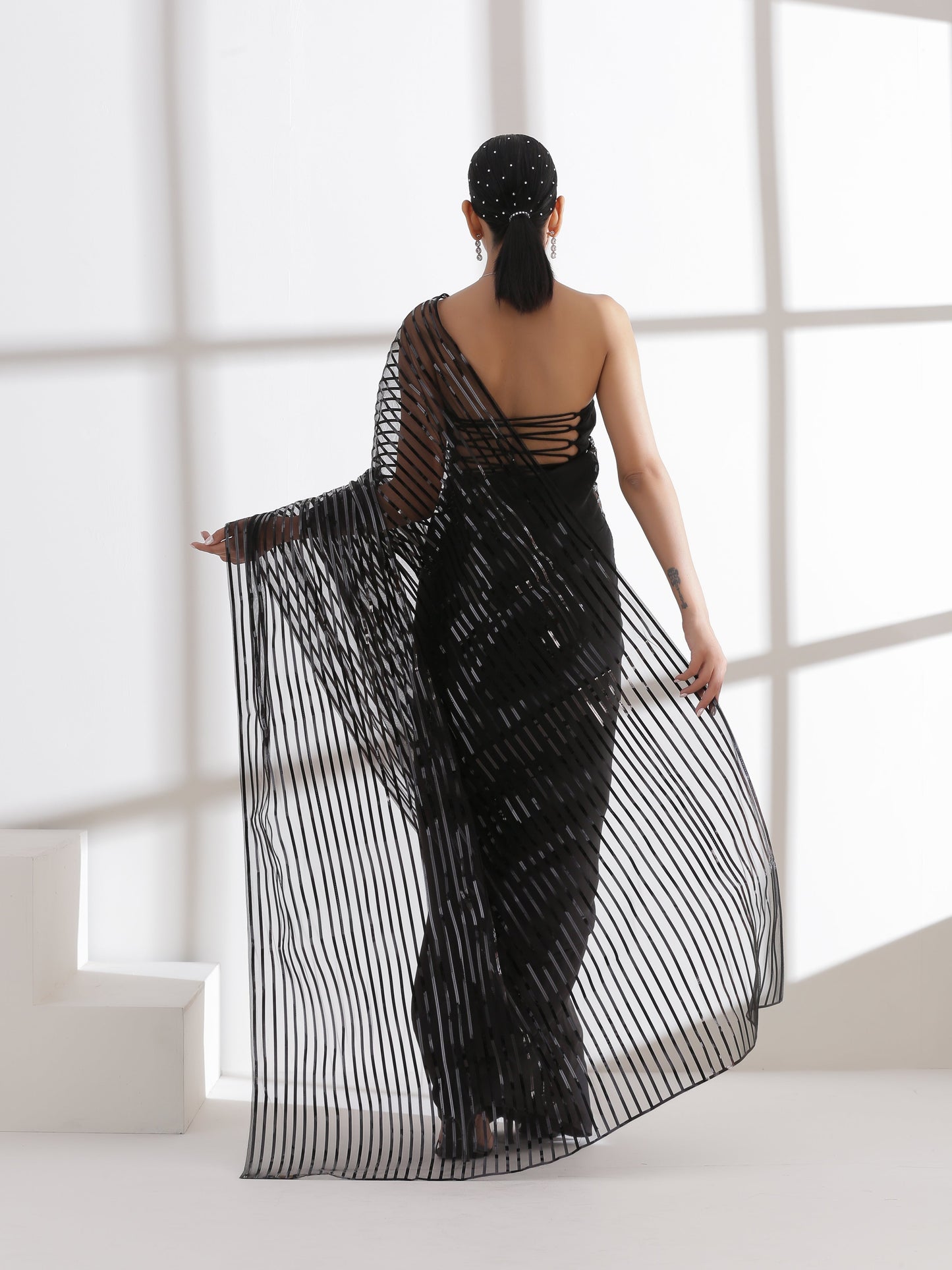 Dhiyona ST Black Impression Net saree