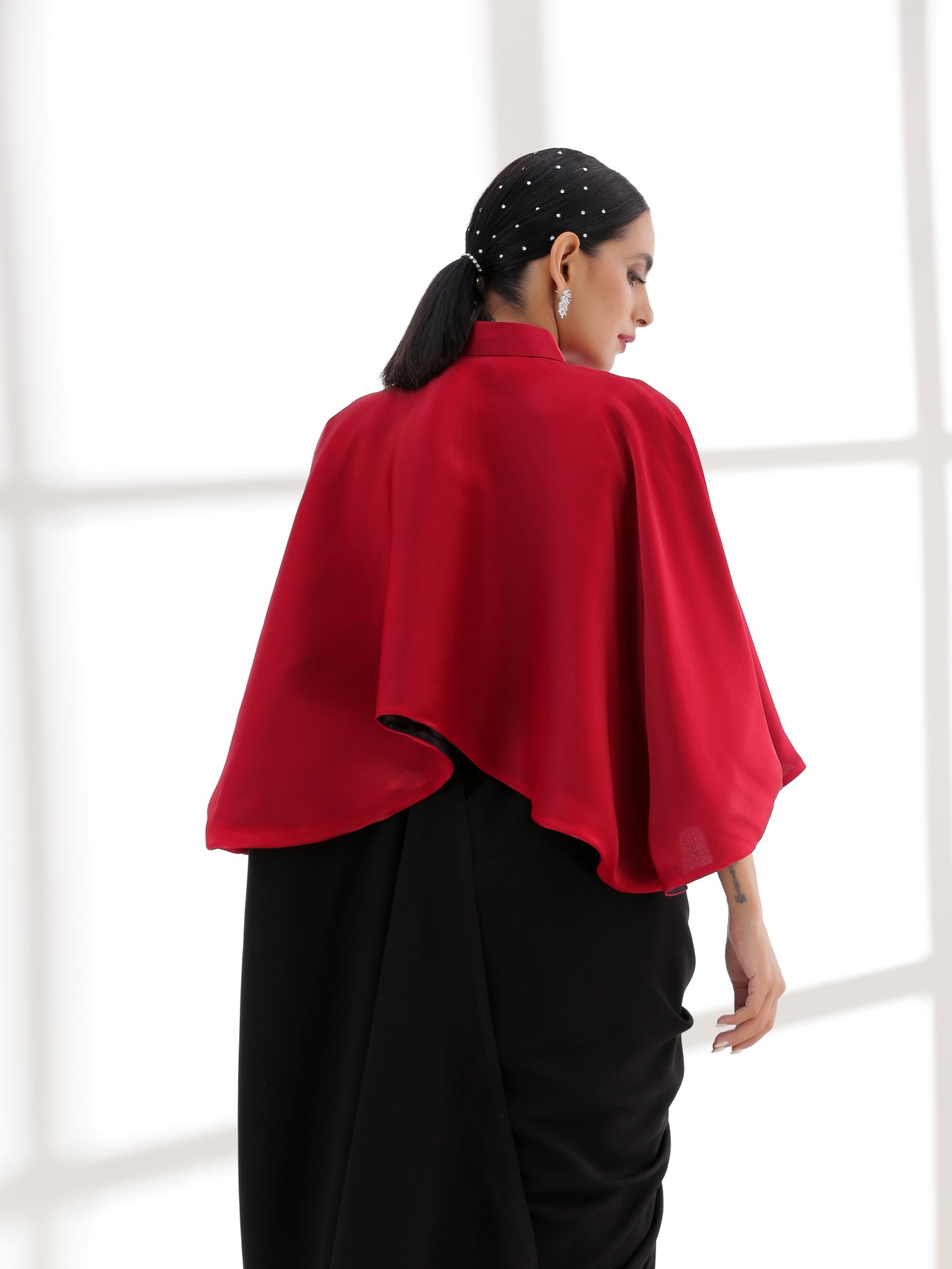 Dhiyona ST Red & Black Reversible Poncho