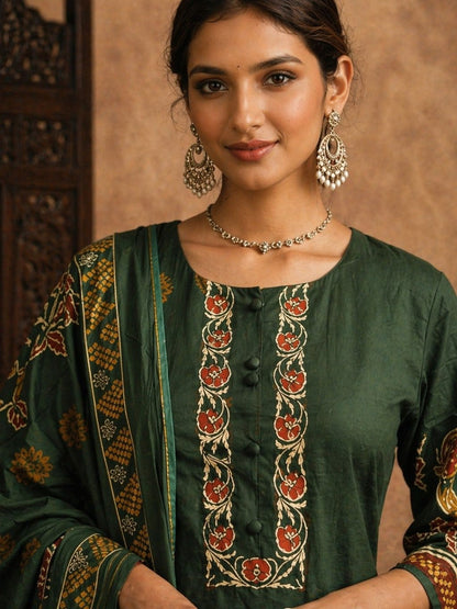 Women Floral Printed Regular Pure Cotton Kurta with Palazzos & With Dupatta