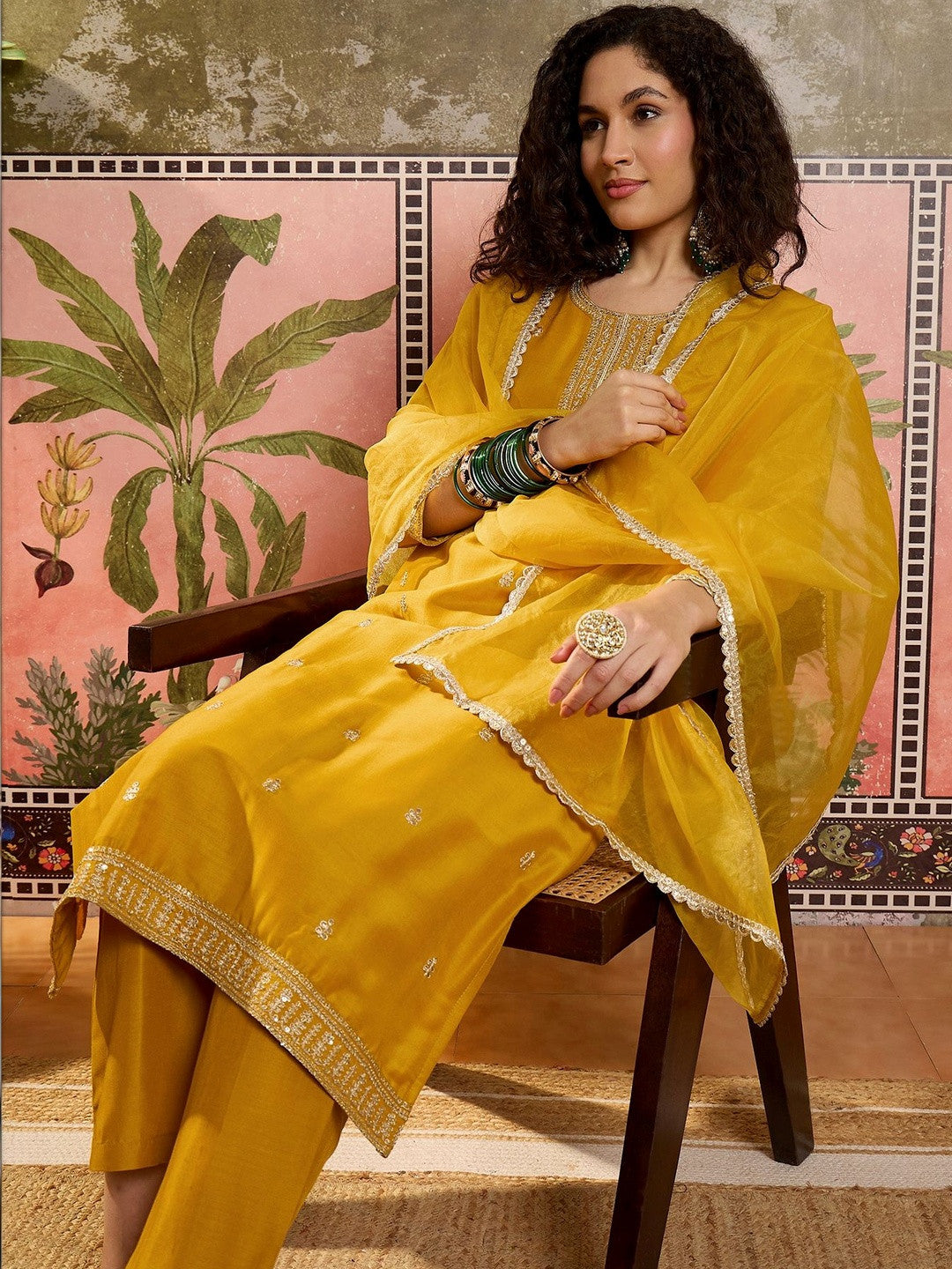 Embroidered Round Neck Kurta & Trousers Kurta Set