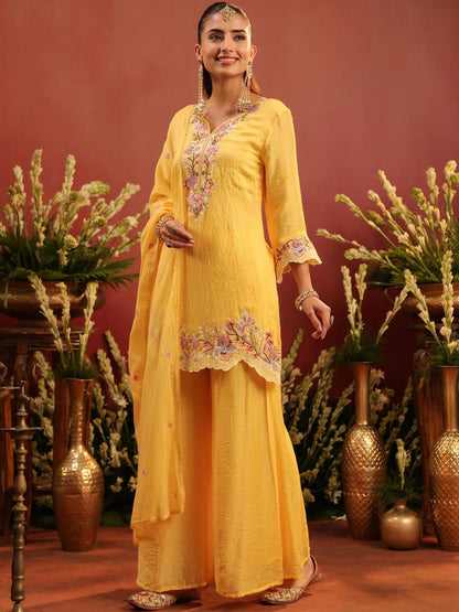 Dhiyona SC Women Floral Embroidered Regular Thread Work Kurta with Sharara & With Dupatta