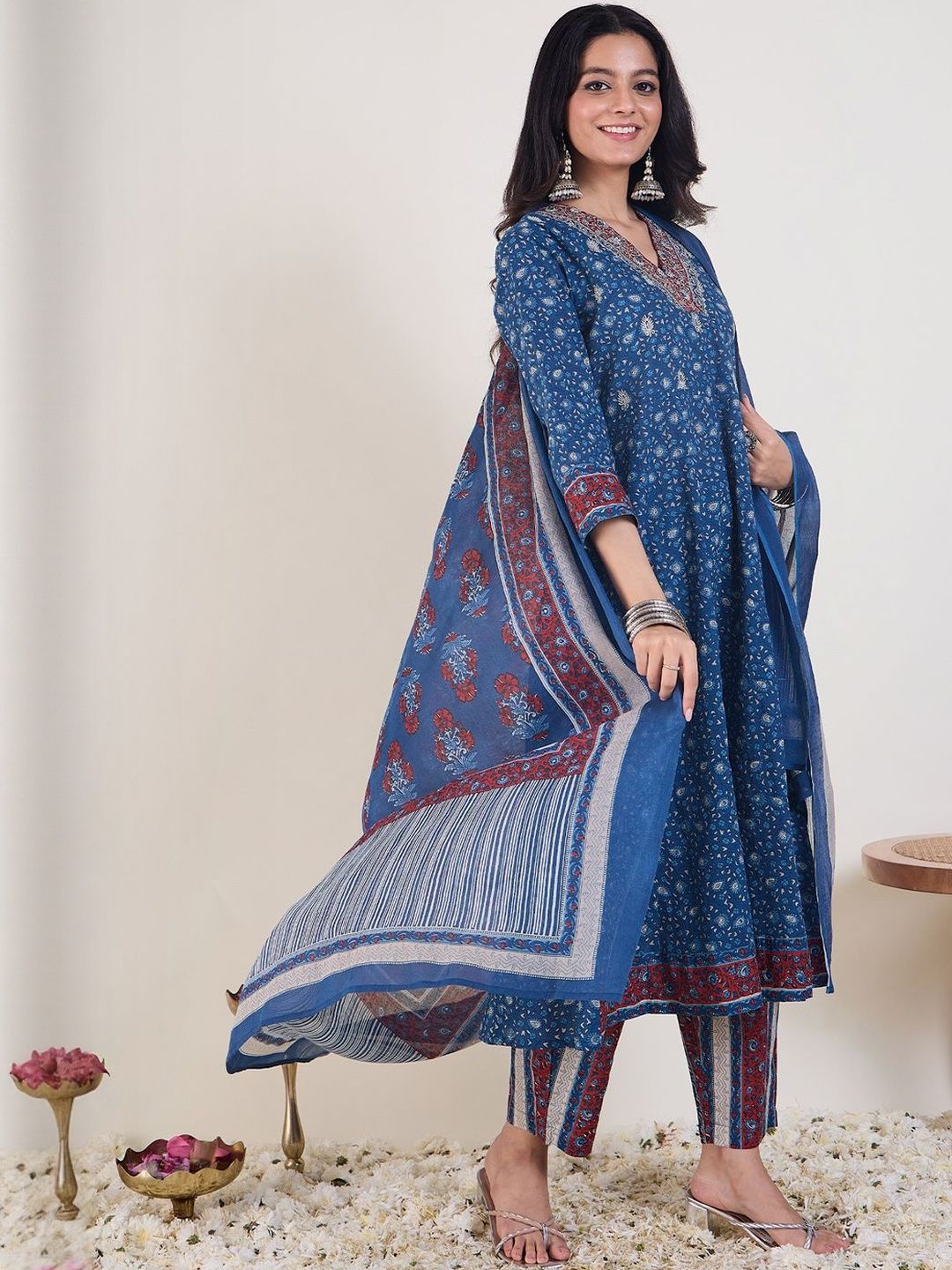 Dhiyona IE Ethnic Motifs Printed Panelled Pure Cotton Kurta With Trousers & Dupatta