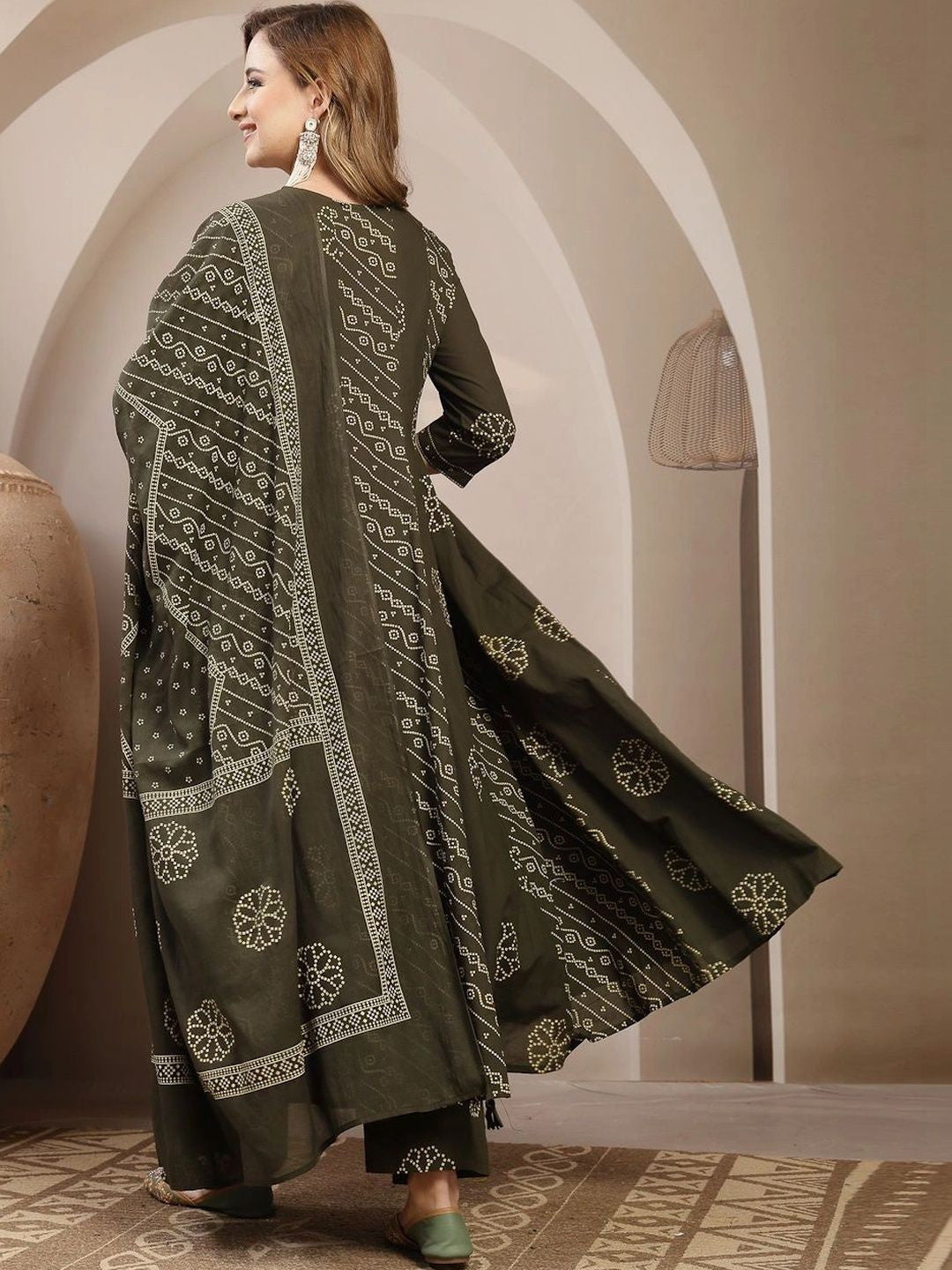 Women Bandhani Printed Regular Kurta with Palazzos & With Dupatta