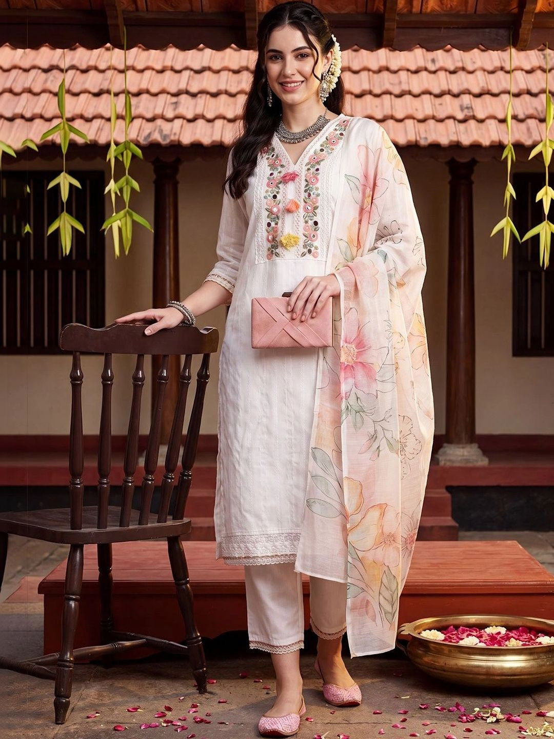 Women Floral Embroidered Regular Thread Work Pure Cotton Kurta with Trousers & With Dupatta
