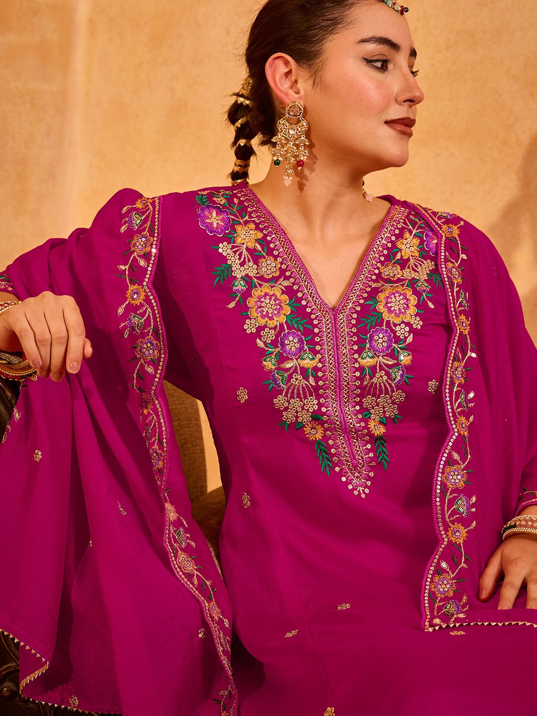 Dhiyona KL Women Floral Embroidered Regular Thread Work Kurta with Trousers & With Dupatta