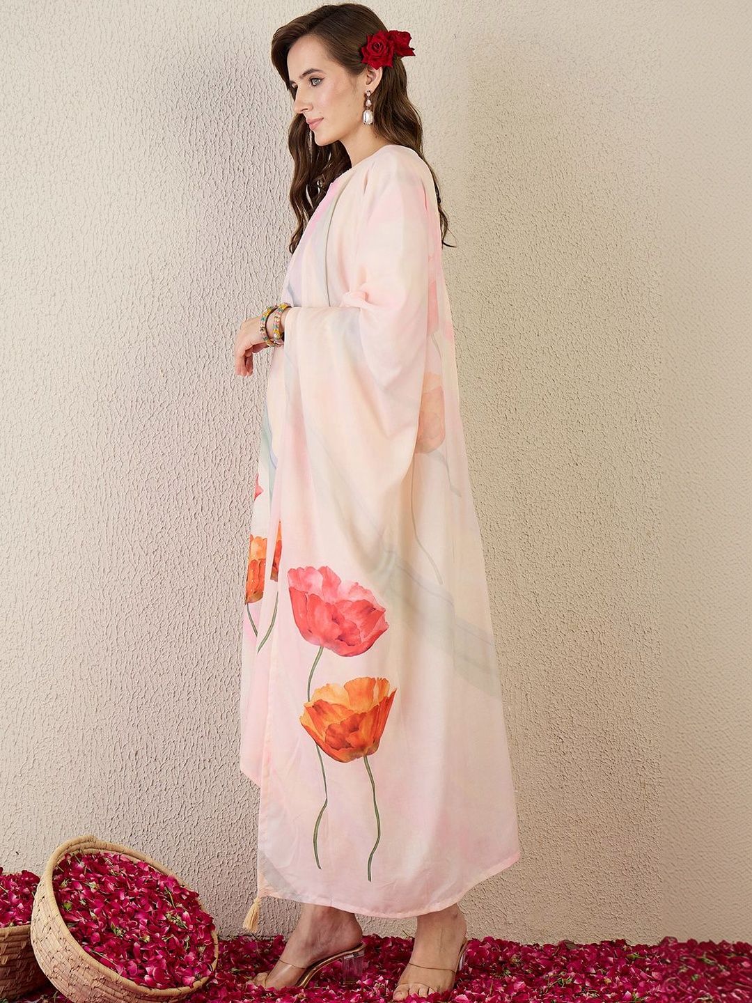 Women Floral Printed Regular Linen Kurta with Trousers & With Dupatta