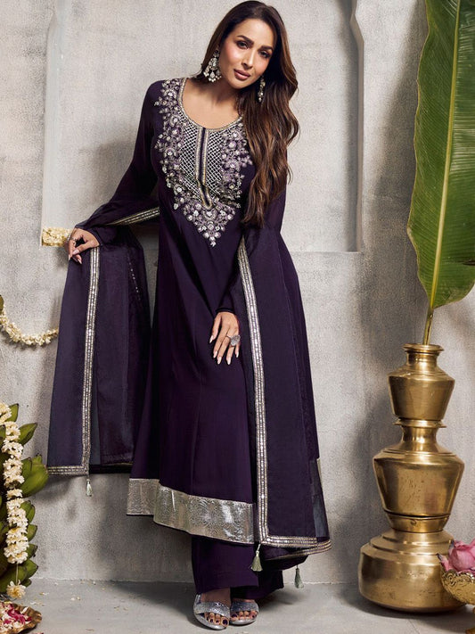 Dhiyona IN Women Floral Thread Embroidered Yoke Design Kurta Set with Dupatta