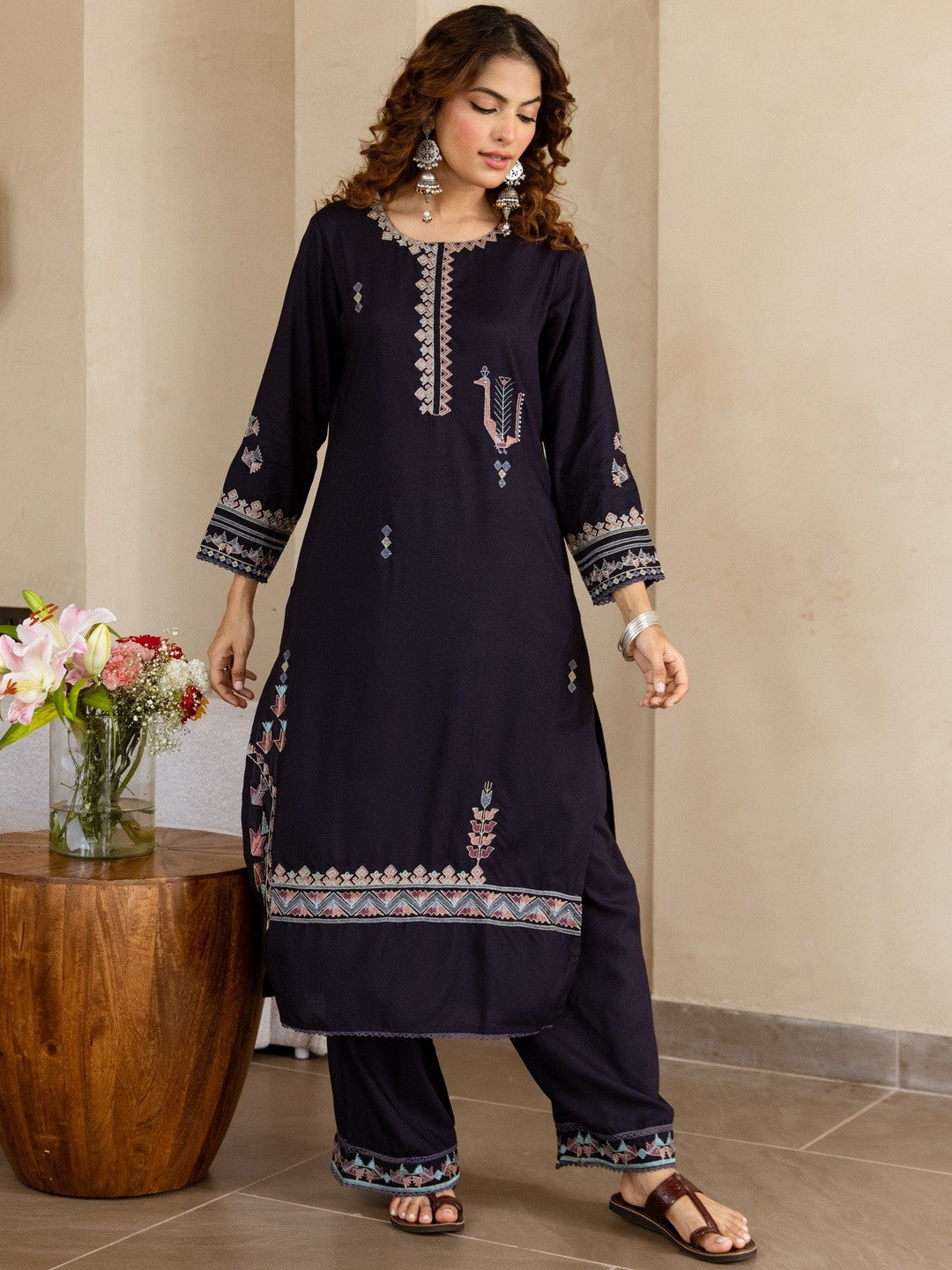 Ethnic Motifs Embroidered Round Neck Thread Work Straight Kurta With Palazzos