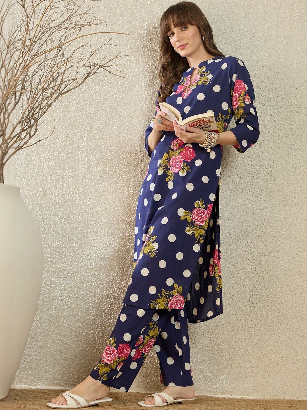 Dhiyona IE Floral Printed Pure Cotton Kurta With Trouser