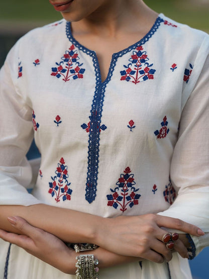 Dhiyona SC Women Embroidered Thread Work Pure Cotton Kurti with Sharara & With Dupatta