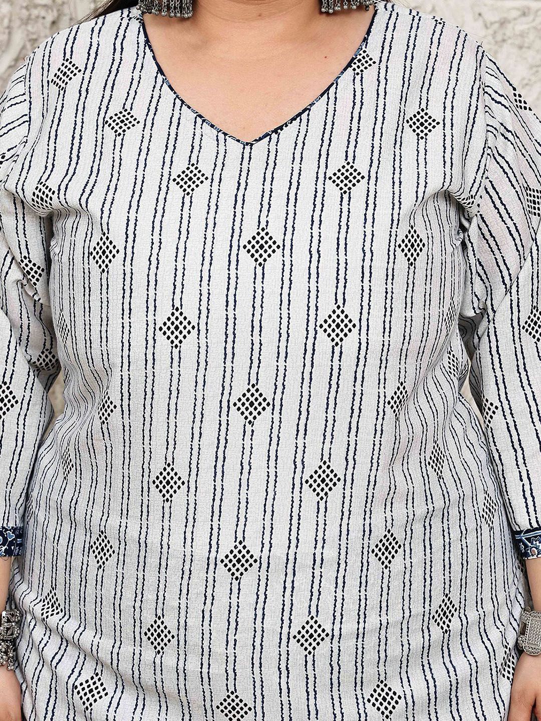 Dhiyona KL Women Ethnic Motifs Printed Kurta with Salwar & Dupatta