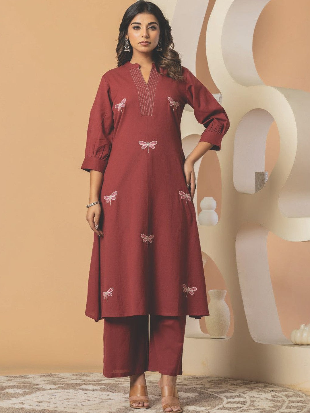 Women Embroidered Regular Thread Work Pure Cotton Kurta with Palazzos