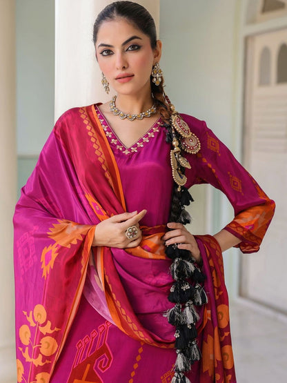 Dhiyona RR Women's Ethnic Motifs Printed Sequinned Regular Kurta Set With Dupatta