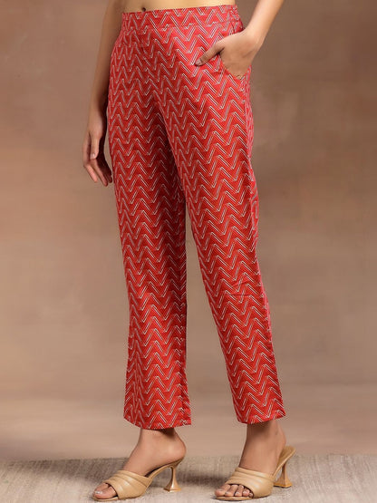 Women Ethnic Motifs Printed Regular Kurta with Trousers & With Dupatta