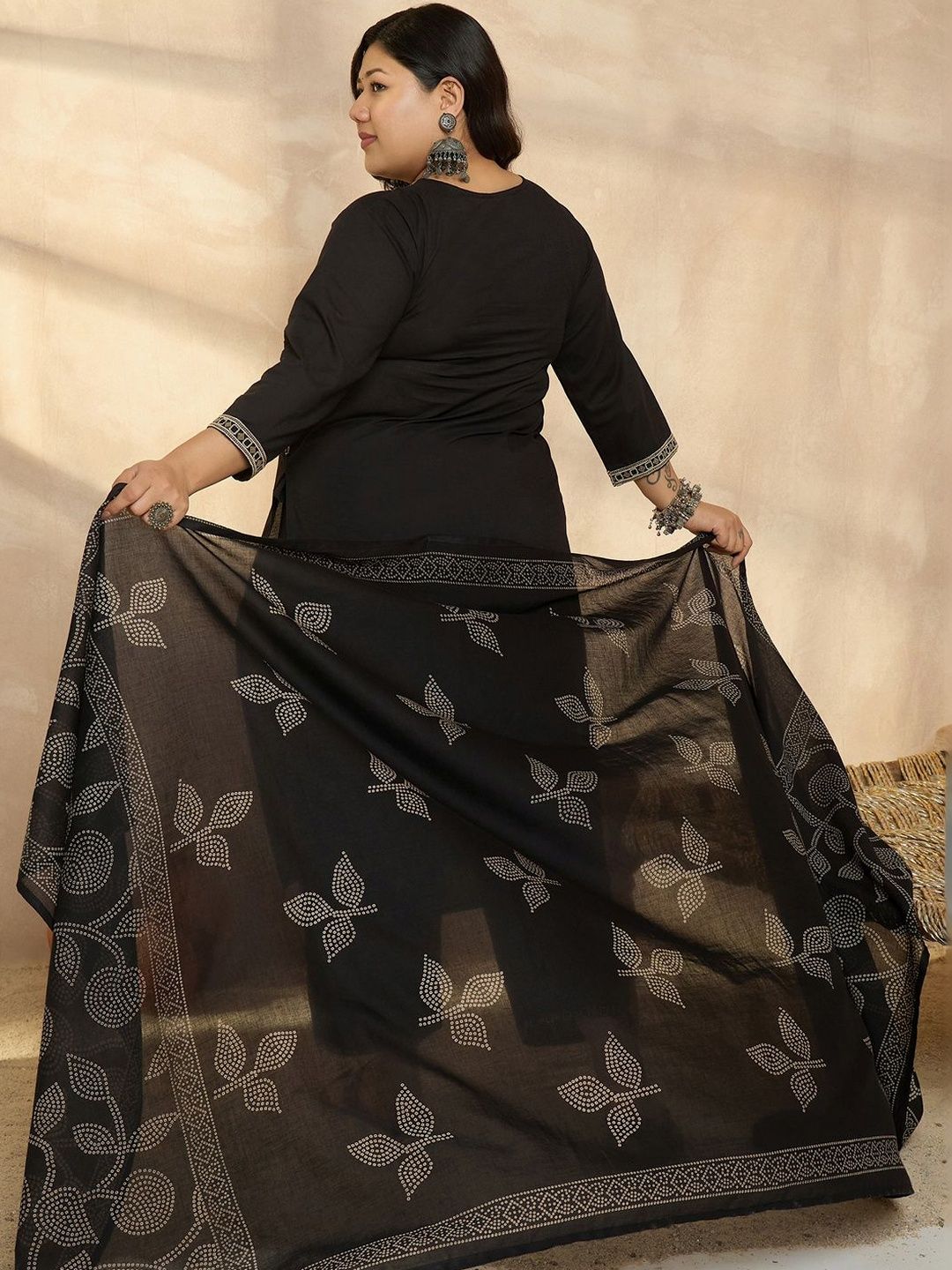 Dhiyona Women's Ethnic Motifs Regular Kurta with Palazzos & With Dupatta