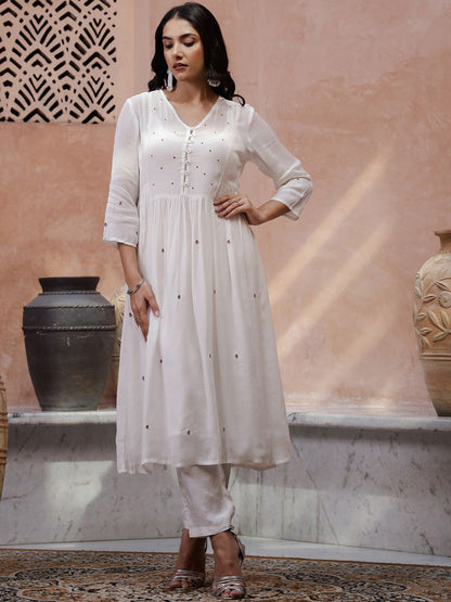 Floral Embroidered Thread Work Kurta with Trouser