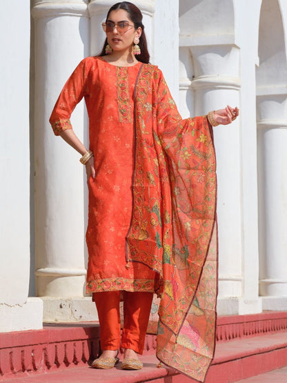 Floral Printed Round Neck Straight Kurta & Trousers With Dupattta