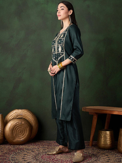 Ethnic Motifs Embroidered Sequinned Straight Kurta With Trouser