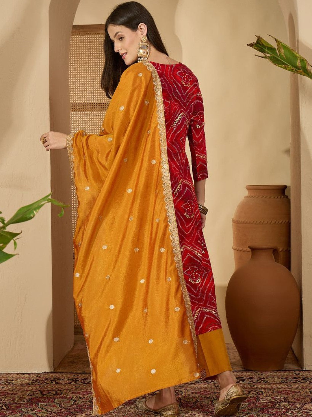 Women Bandhani Dyed Regular Patchwork Kurta with Patiala & With Dupatta