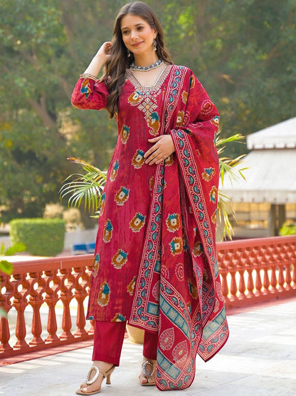 Dhiyona KL Women Ethnic Motifs Printed Regular Kurta with Trousers & With Dupatta