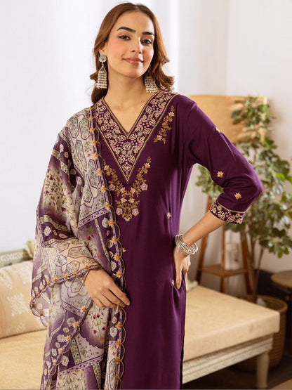 Women Ethnic Motifs Embroidered Regular Thread Work Kurta with Trousers & With Dupatta