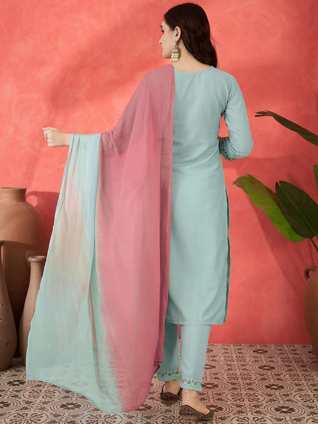 Floral Embroidered Round Neck Sequinned Straight Kurta Trousers & Dupatta