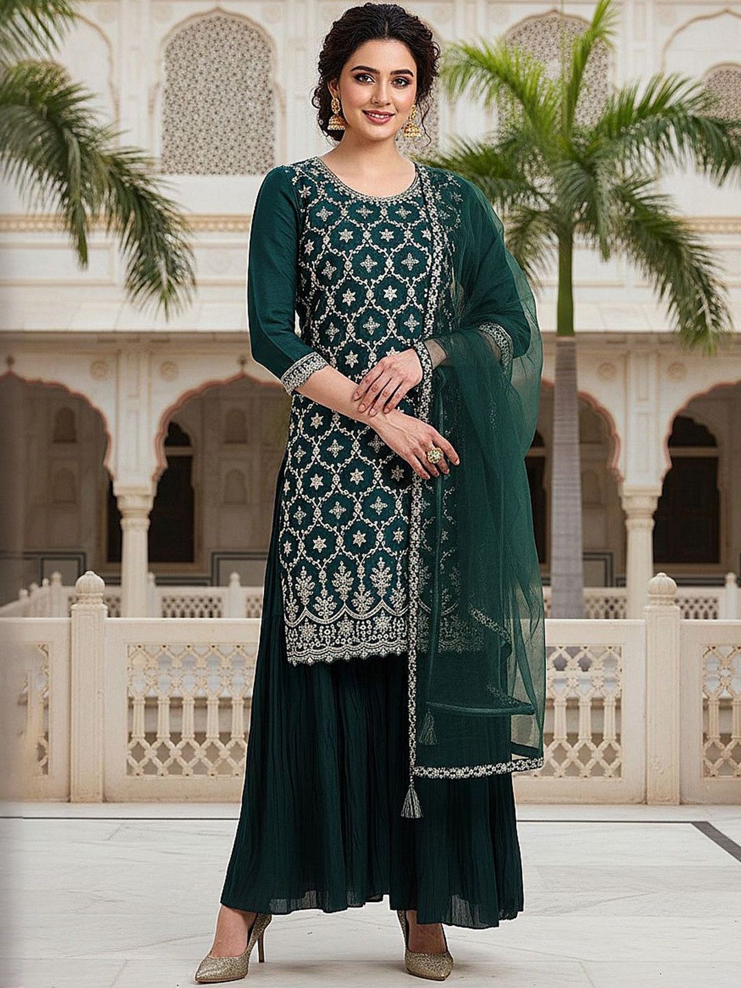 Dhiyona KL Women Ethnic Motifs Embroidered Regular Kurta with Sharara & With Dupatta