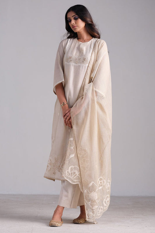 Fog Beige Woven Kurta And Contrast Dupatta With Hand Work Detailing