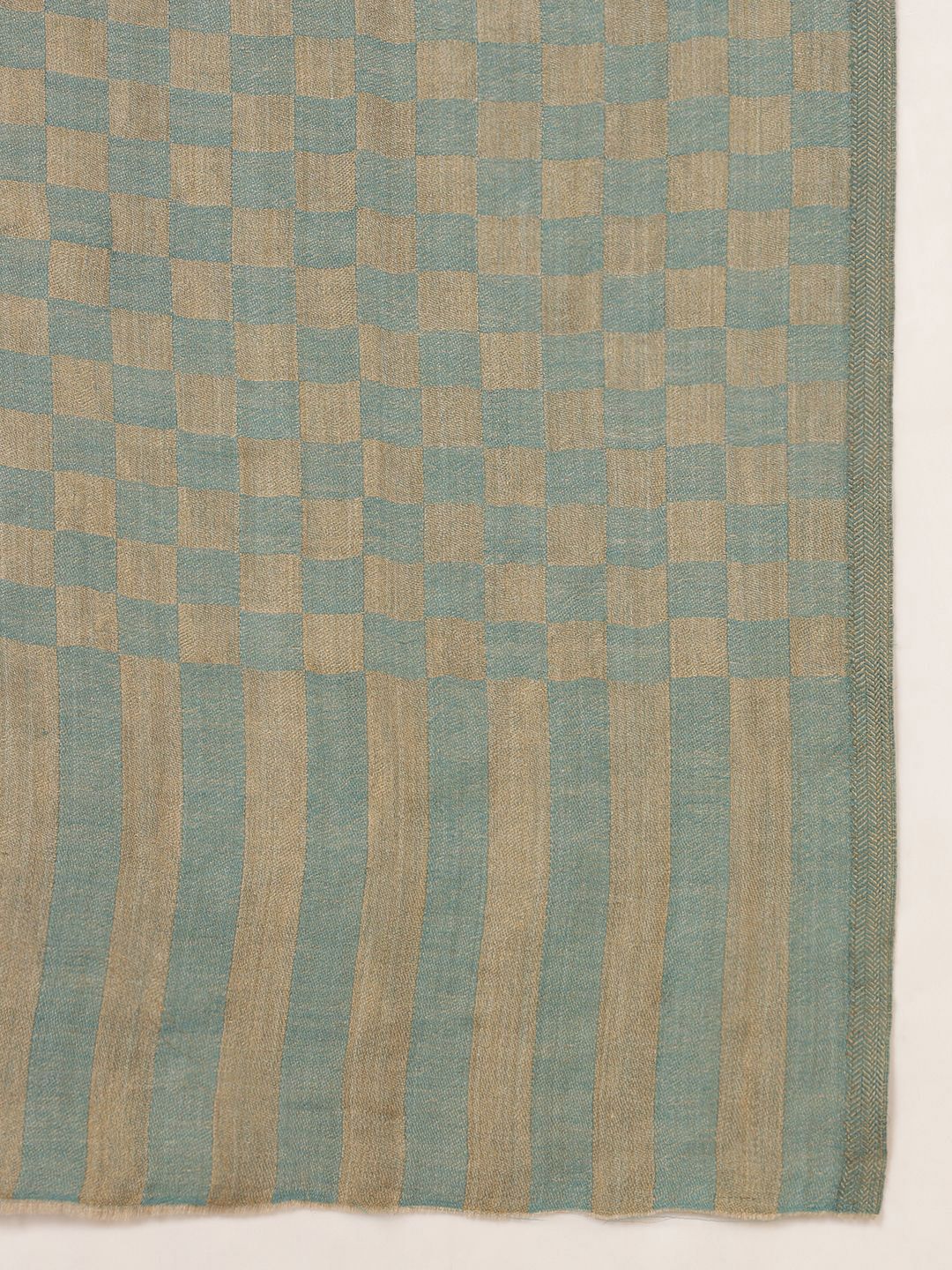 Dhiyona PA Checked Woven Design Woolen Shawl