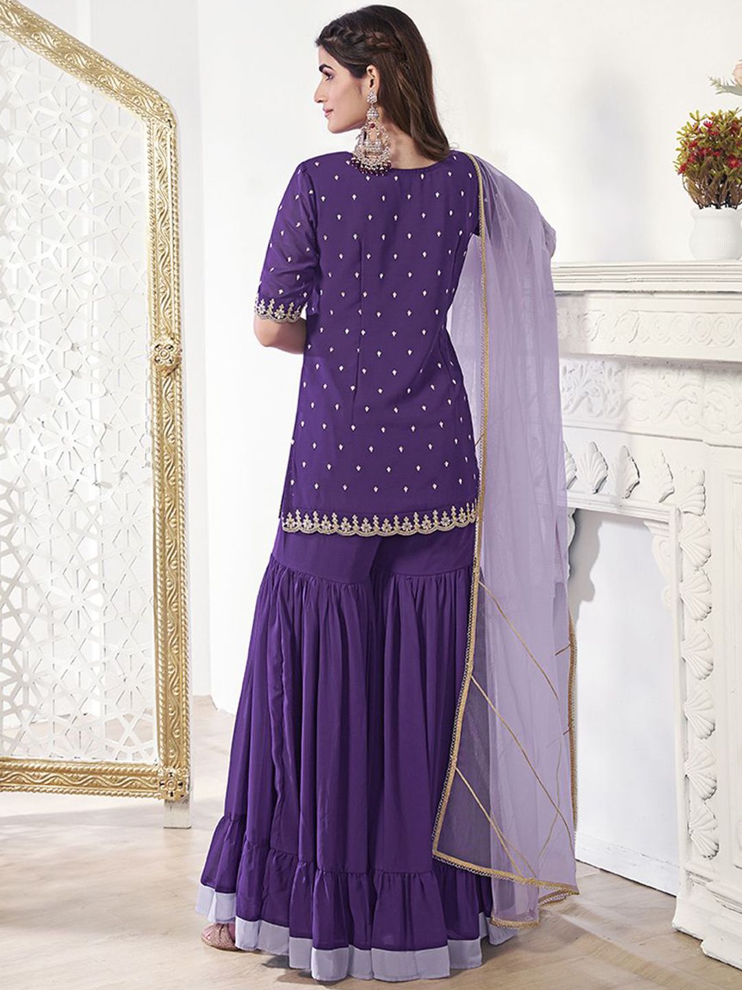 Dhiyona IN Women Floral Thread Sequinned Embroidered Kurta, Palazzos & Dupatta Set