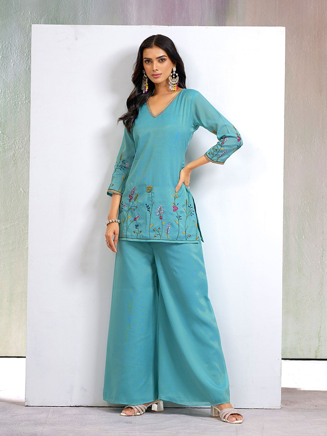 Dhiyona CH Embroidered Kurta with Plazzo