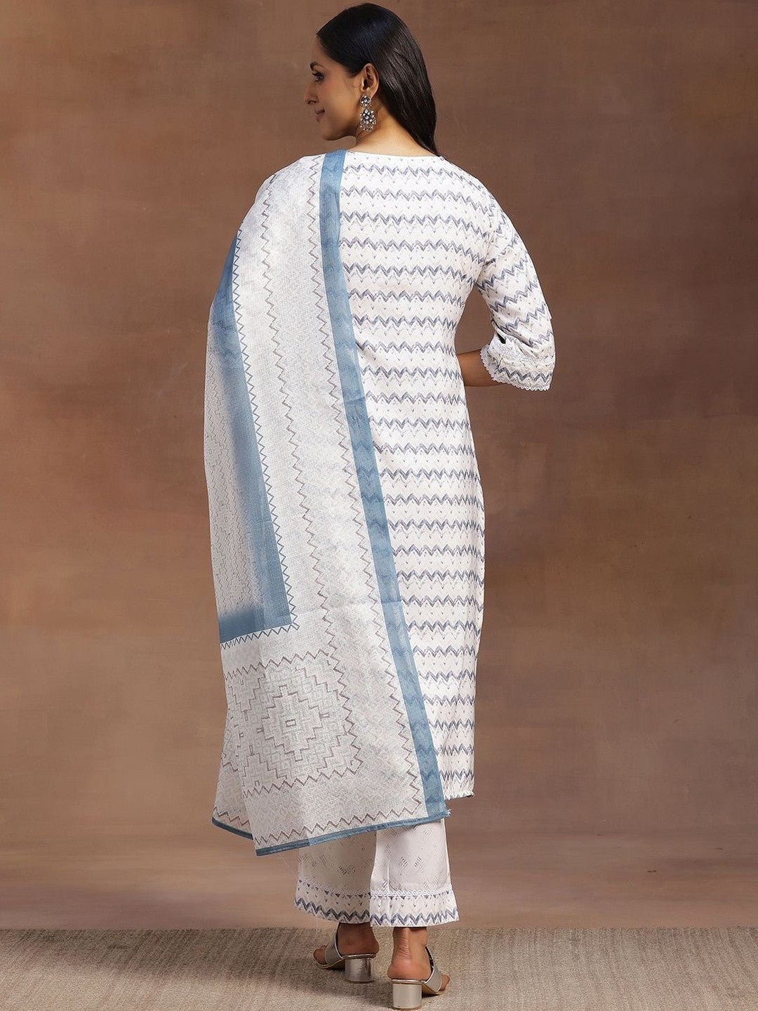 Women Printed Regular Kurta with Trousers & With Dupatta