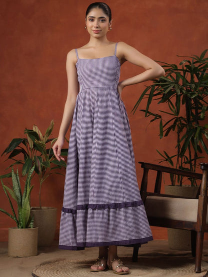 Dhiyona AY Women's Women's long dress with and ruffle detailing