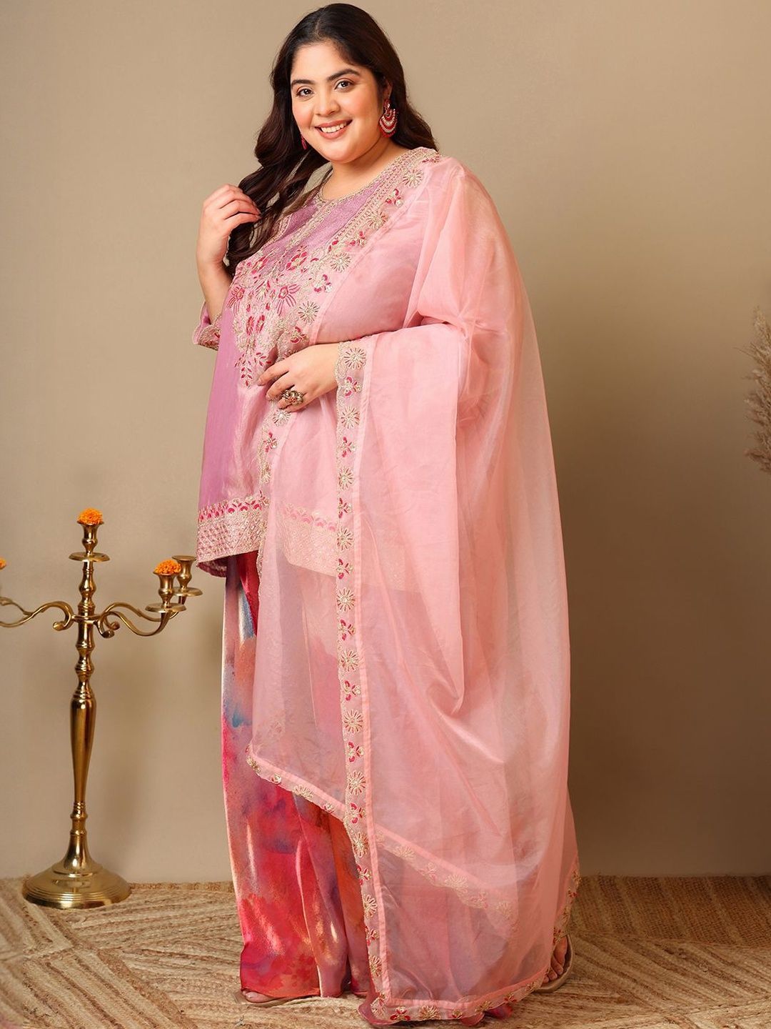 Dhiyona IN Plus Size Women Zari Thread Embroidered Crushed Organza Kurta Set with Dupatta