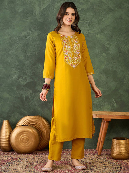 Dhiyona KL Floral Embroidered Straight Kurta With Trousers & Dupatta