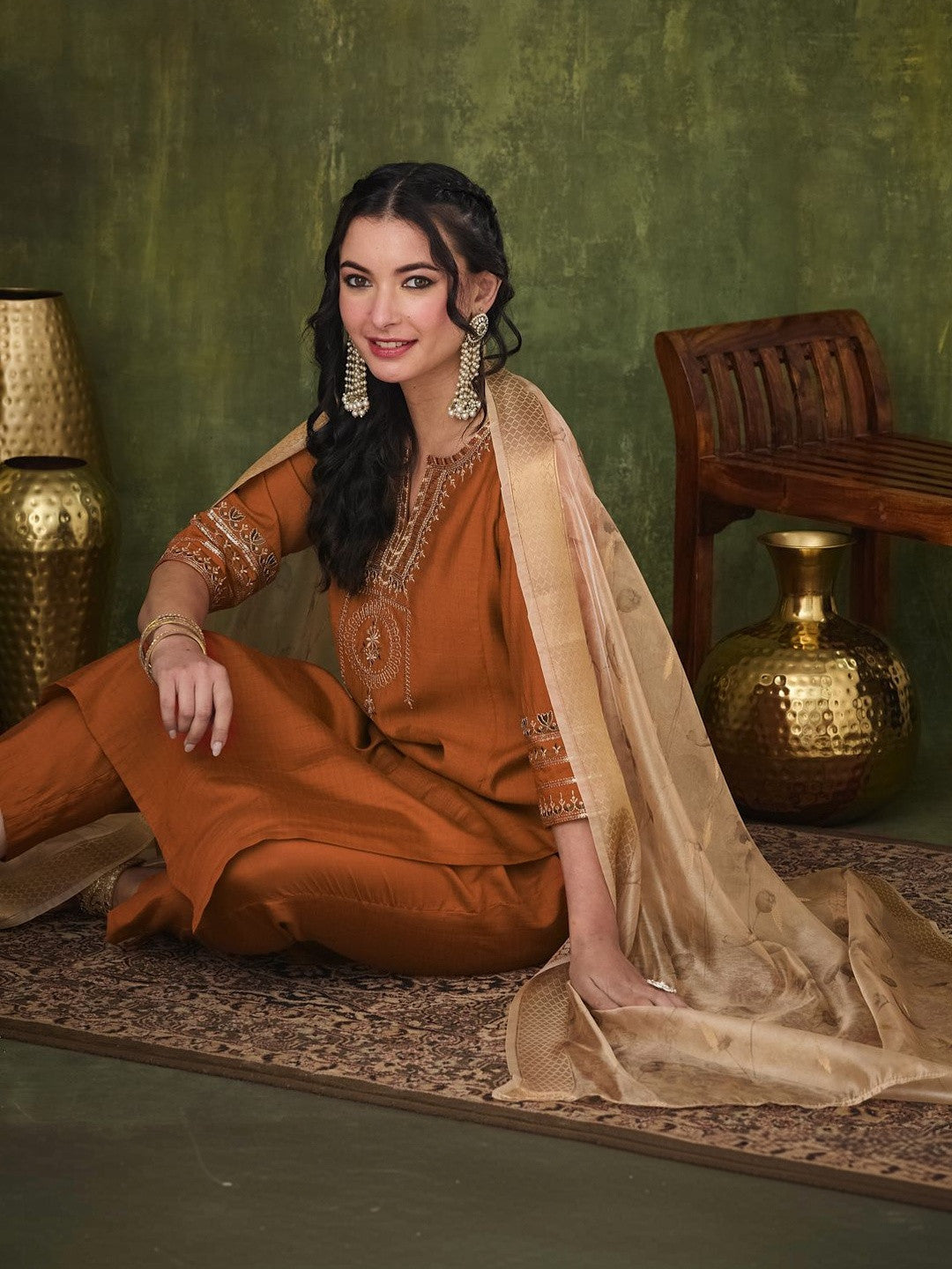 Embroidered Notched Neck Kurta & Trousers With Dupatta