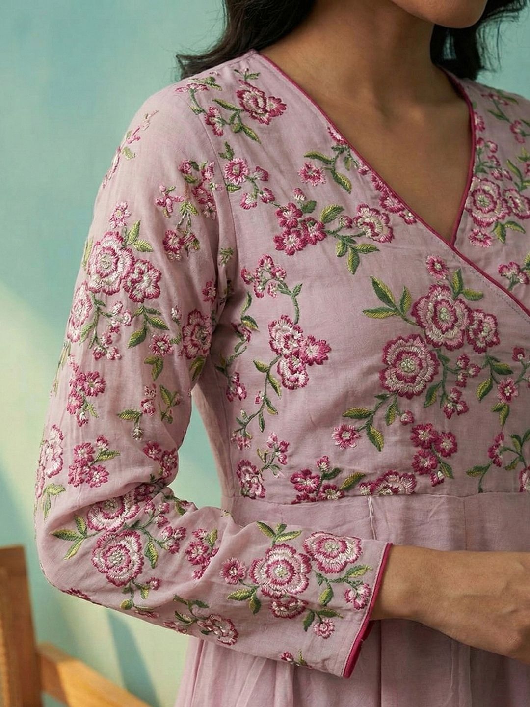 Dhiyona CH Women Floral Embroidered Angrakha Thread Work Kurta with Trousers & With Dupatta