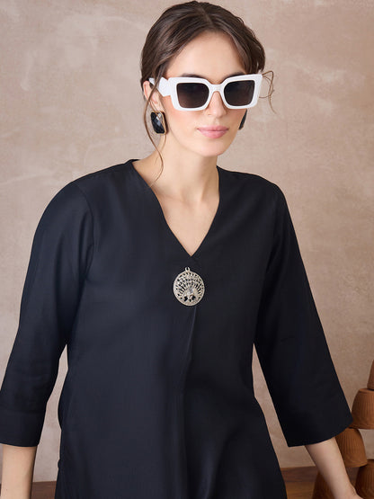Women Regular Liva Kurta with Trousers