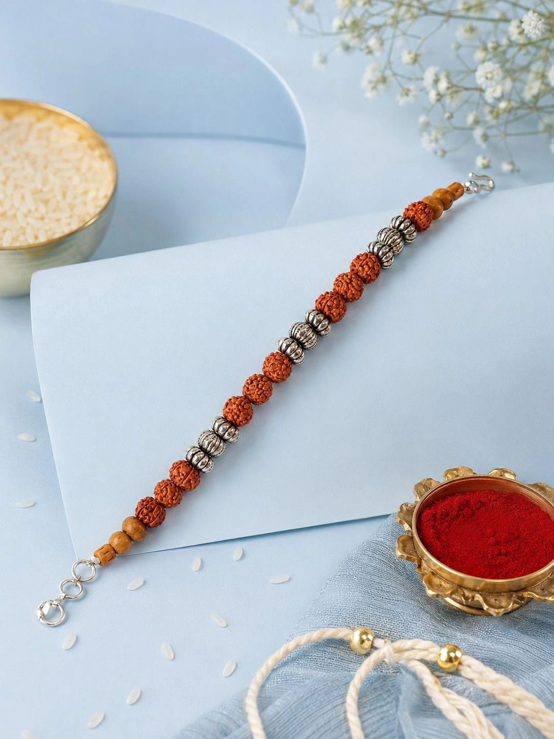Dhiyona Rakhi