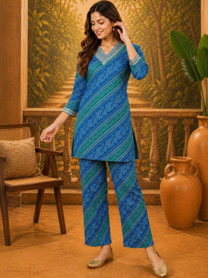 Women Ethnic Motifs Printed Regular Thread Work Chanderi Silk Kurta with Palazzos