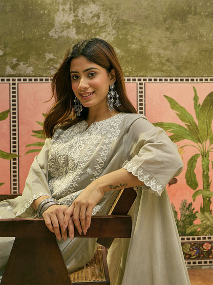 Embroidered Round Neck Kurta & Trousers With Dupatta
