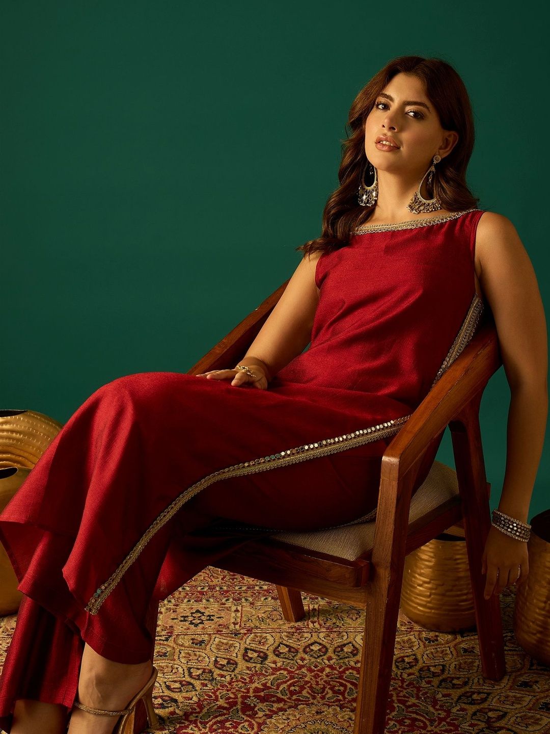 Red Women Regular Sequinned Kurta with Trousers