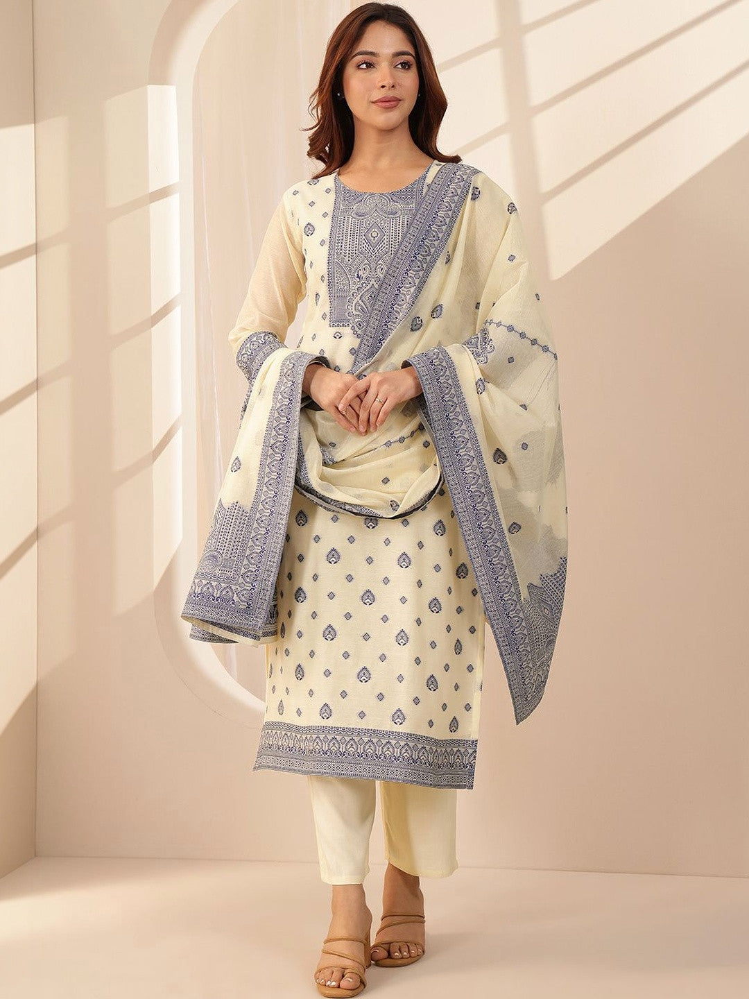 Women Ethnic Motifs Embroidered Regular Thread Work Kurta with Trousers & With Dupatta