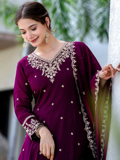 Dhiyona KL Women Ethnic Motifs Embroidered Regular Thread Work Kurta with Palazzos & With Dupatta