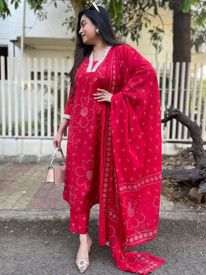 Dhiyona KL Ethnic Motifs Printed Square Neck A-line Kurta With Trousers & Dupatta