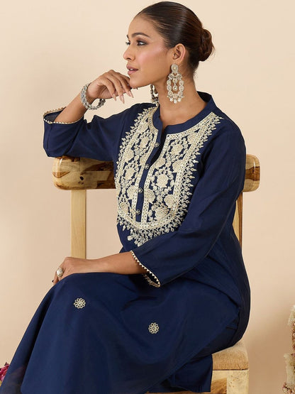 Women Ethnic Motifs Embroidered Regular Kurta with Trousers