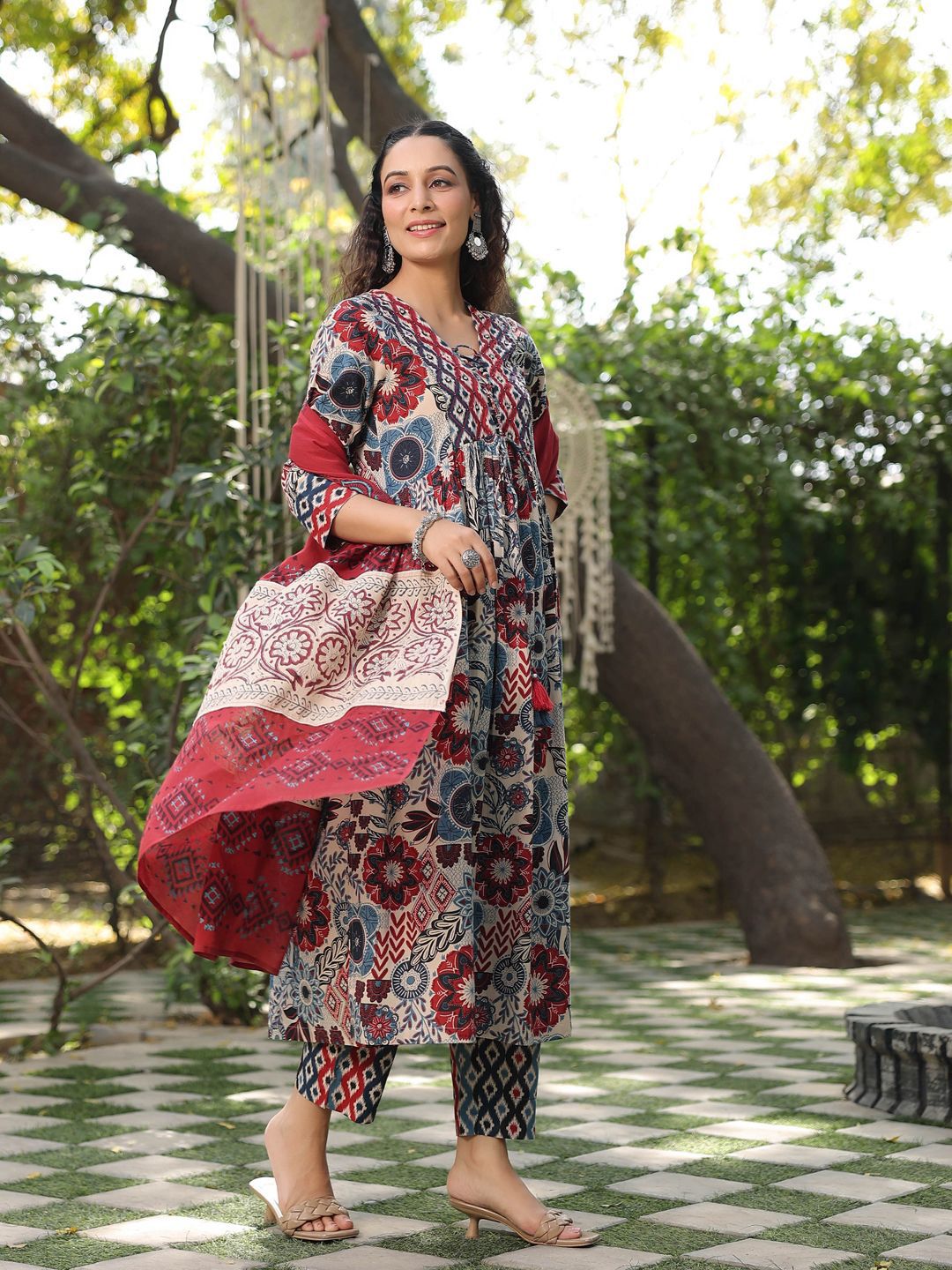 Dhiyona RR Women's Ethnic Motifs Printed Pure Cotton Kurta with Trousers & Dupatta
