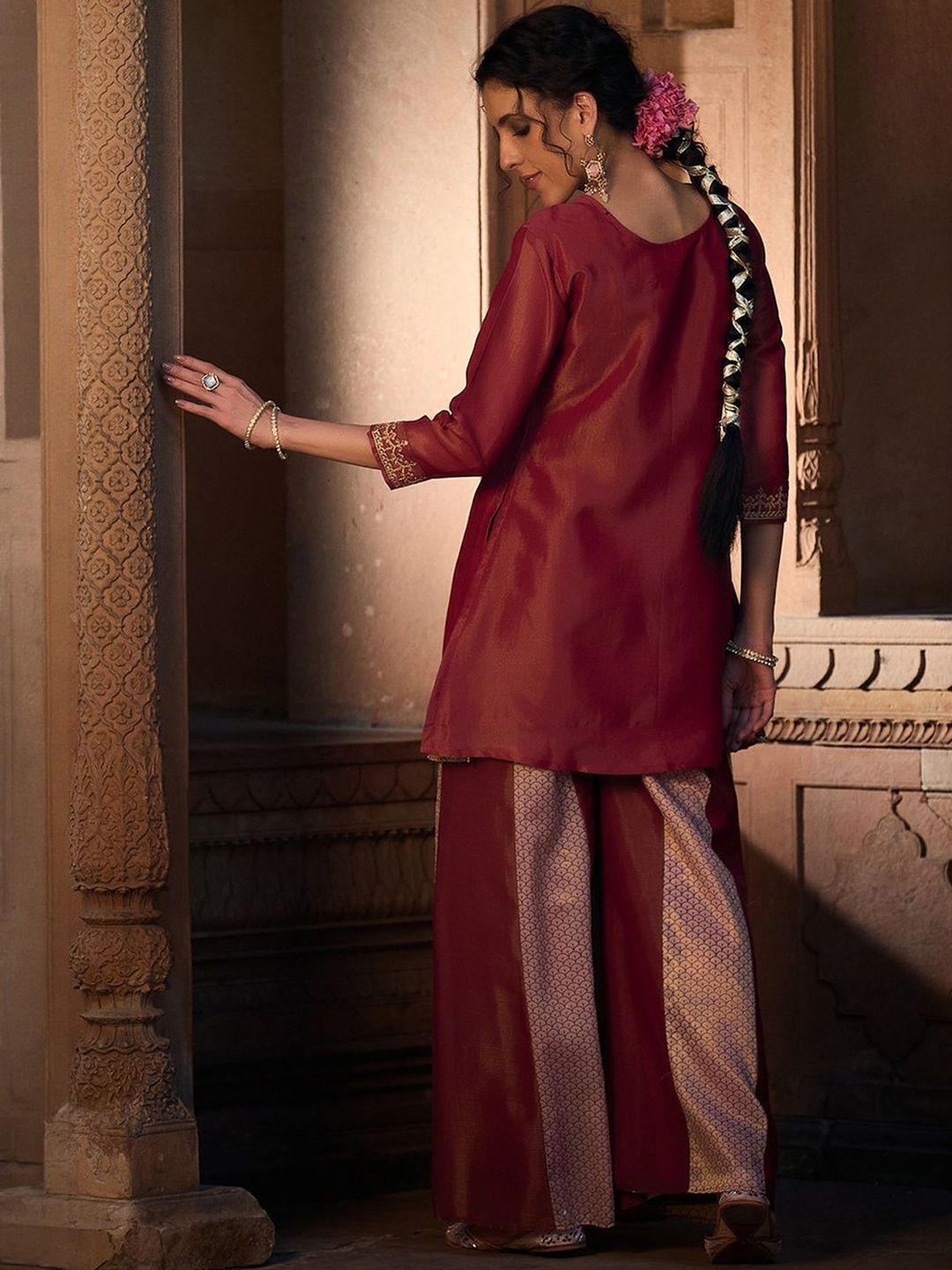 Dhiyona CH Ethnic Motifs Embroidered Thread Work Kurta With Palazzos